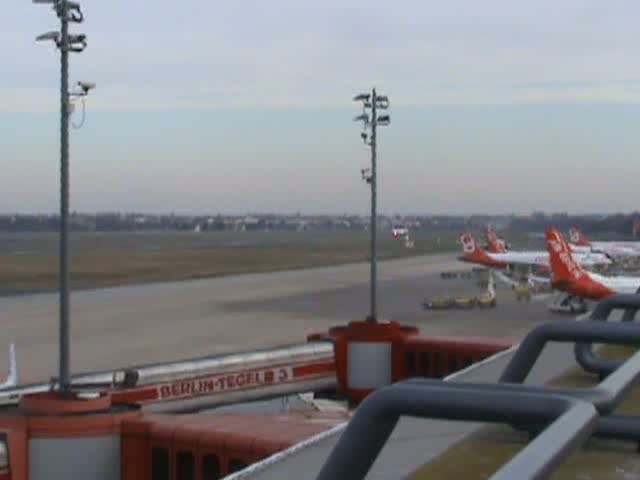 Start des Turkish Airlines A 321-231 TC-JRL am 05.12.2009 auf dem Flughafen Berlin-Tegel