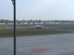 berlin-tegel-txl/483/sas-b-737-683-ln-rxx-bei-der SAS B 737-683 LN-RXX bei der Ankunft auf dem Flughafen Berlin-Tegel am 30.04.2009