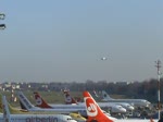 berlin-tegel-txl/747/landung-der-air-berlin-b-737-75b Landung der Air Berlin B 737-75B D-AGEP am 21.11.2009 auf dem Flughafen Berlin-Tegel