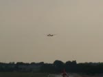 Landung der Delta Airlines ...  Frank Maczkowicz 02.08.2010