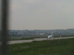 stuttgart-str/1006/eine-cessna-560-citation-ultra-des Eine Cessna 560 Citation Ultra des Stuttgarter Flugdienstes (SFD) rollt schnell zur Runway 26 in Stuttgart (02.06.10)