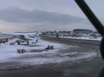 stuttgart-str/1182/flugschule-aero-beta-reims-cessna-f182q-skylane-d-eobostr Flugschule Aero-Beta 
Reims-Cessna F182Q Skylane 
D-EOBO
STR Stuttgart [Echterdingen], Germany
18.12.10