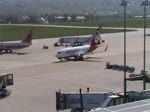 Air Berlin-Boeing 737-700 beim Rollen in Stuttgart  ...