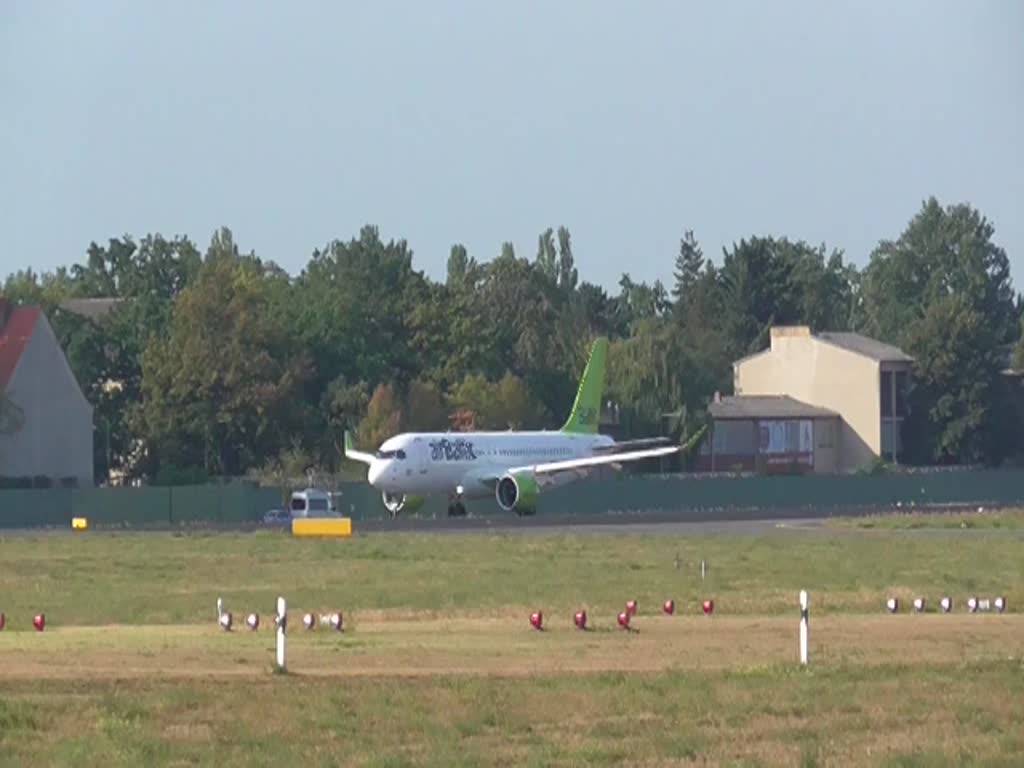 Air Baltic, CS300, YL-CSF, TXL, 01.09.2018