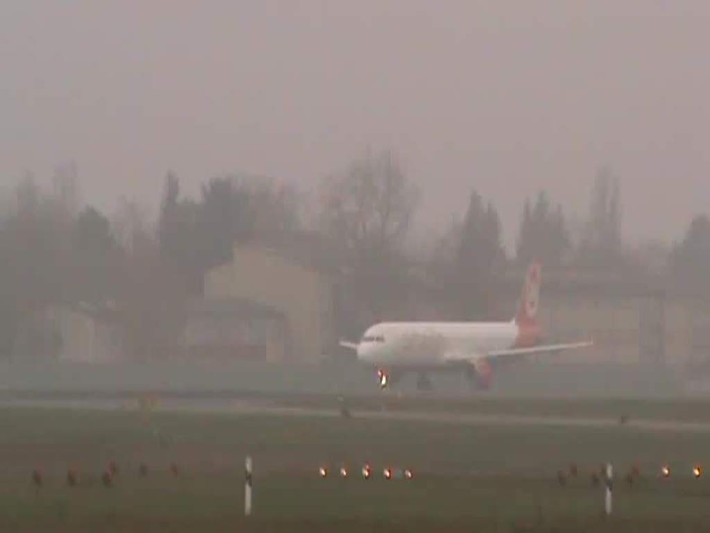 Air Berlin A 321-211 D-ABCI beim Start in Berlin-Tegel am 14.12.2014