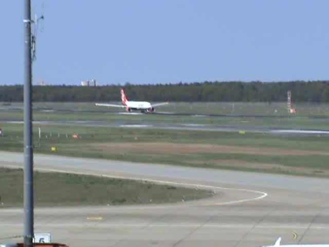 Air Berlin A 330-223 D-ALPJ beim Start in Berlin-Tegel am 19.04.2009