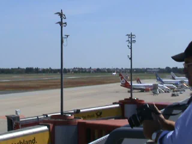 Air Berlin B 737-75B D-AGEU beim Start in Berlin-Tegel am 14.06.2009