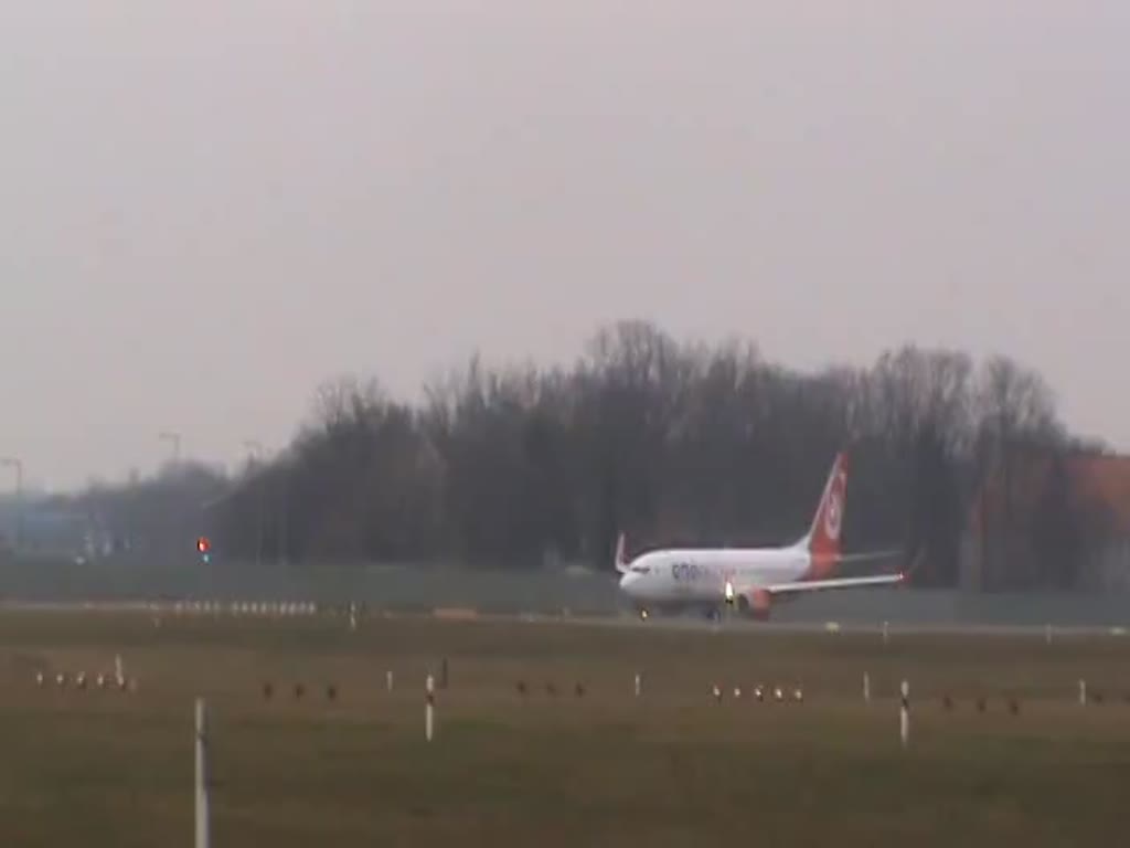 Air Berlin B 737-86J D-ABMF beim Start in Berlin-Tegel am 05.02.2016