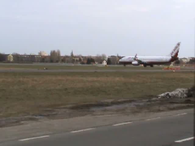 Air Berlin B 737-86J(WL) D-ABAG beim Start in Berlin-Tegel am 27.02.2010