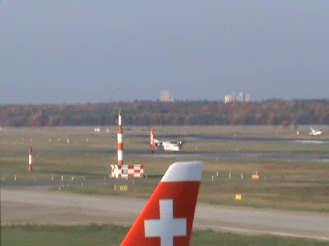 Air Berlin De Havilland Canada DHC-8-402Q D-ABQI beim Start in Berlin-Tegel am 31.10.2009