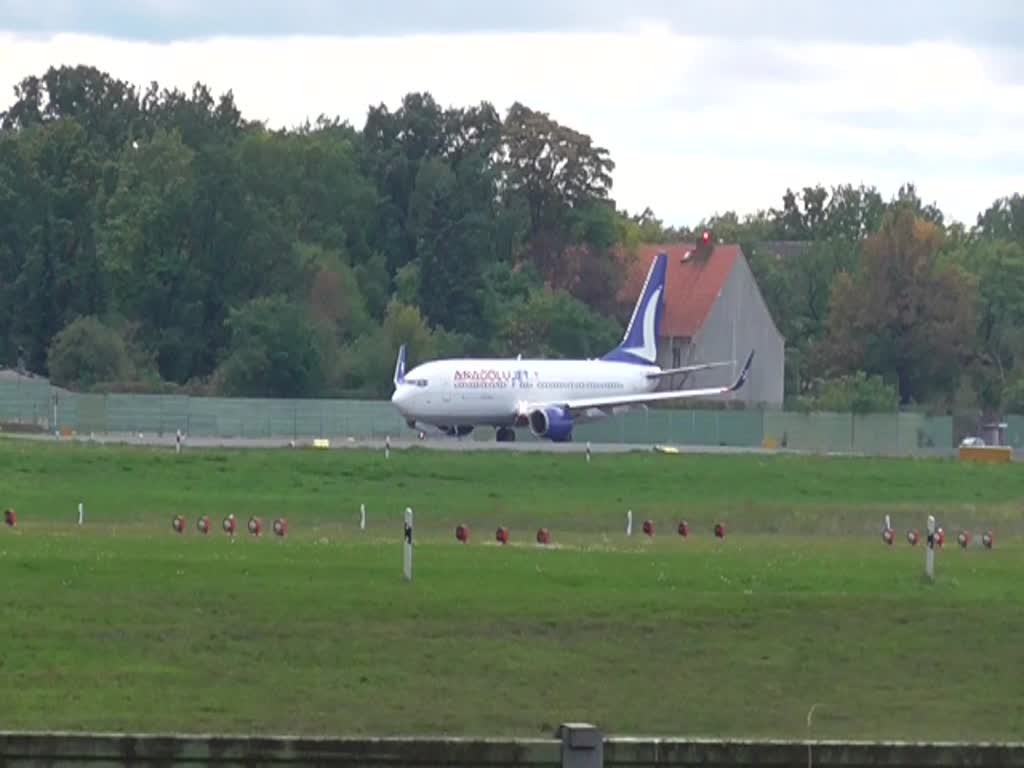 AnadoluJet, Boeing B 737-8F2, TC-JFC, TXL, 11.10.2020