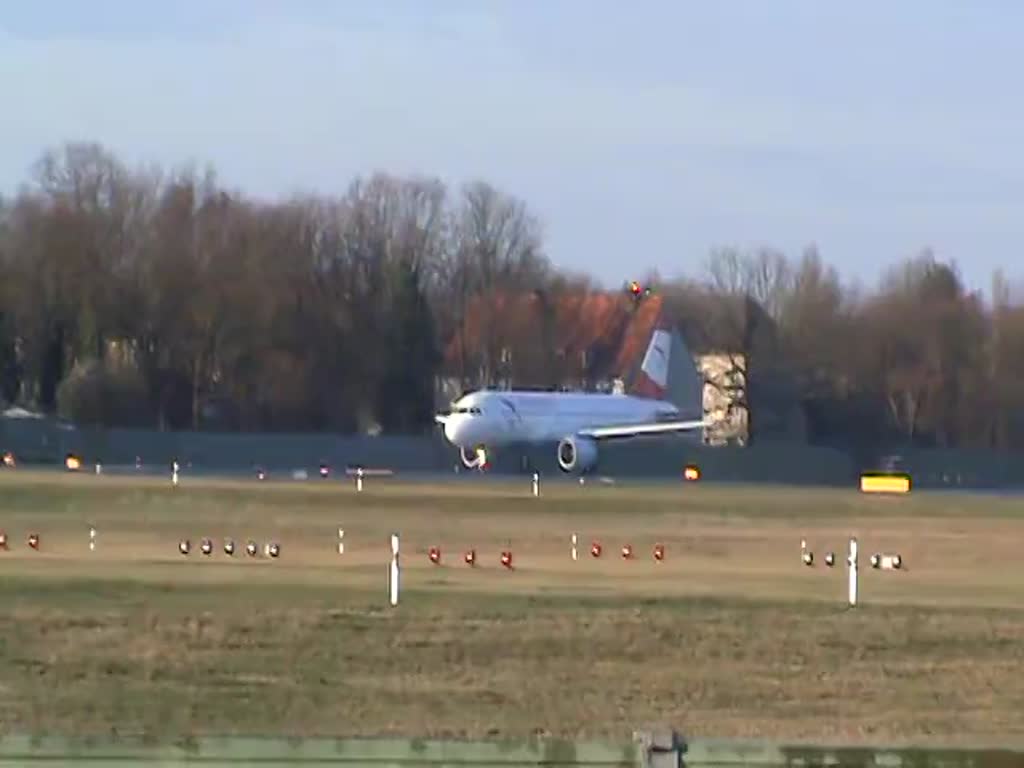 Austrian Airlines A 320-214 OE-LBT beim Start in Berlin-Tegel am 06.04.2015