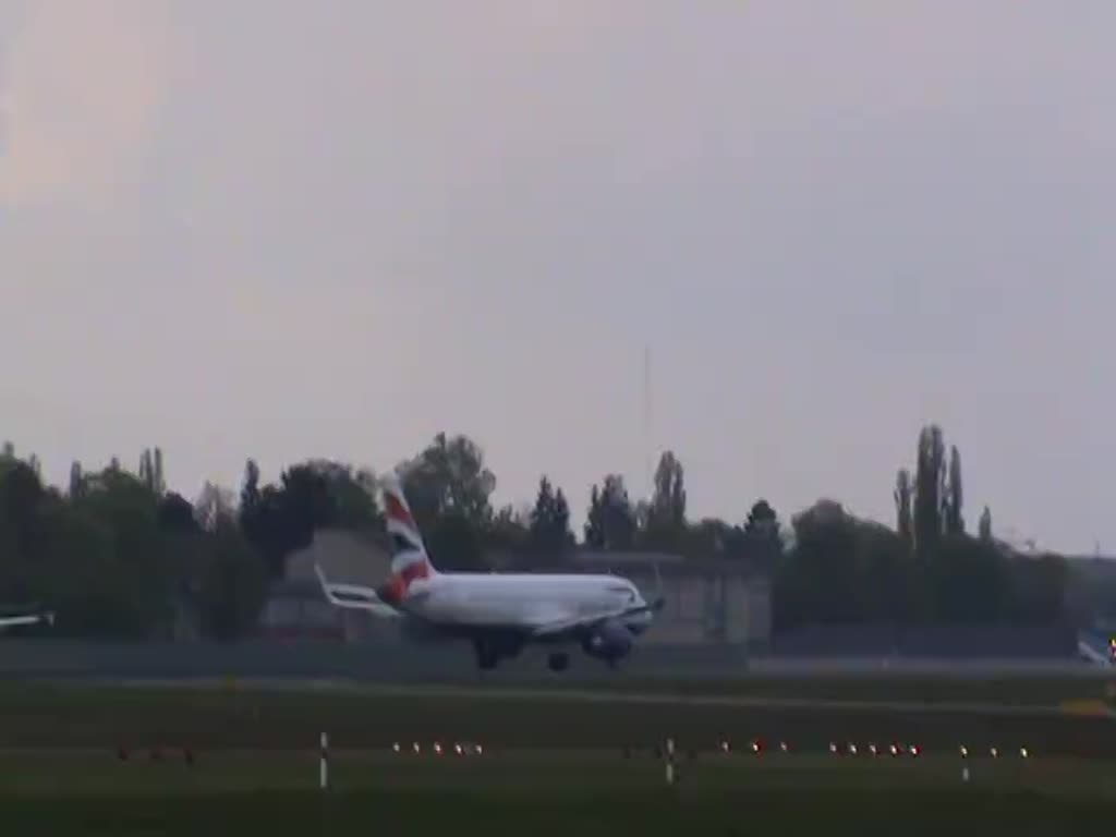 British Airways A 320-232 G-EUYO beim Start in Berlin-Tegel am 01.05.2015