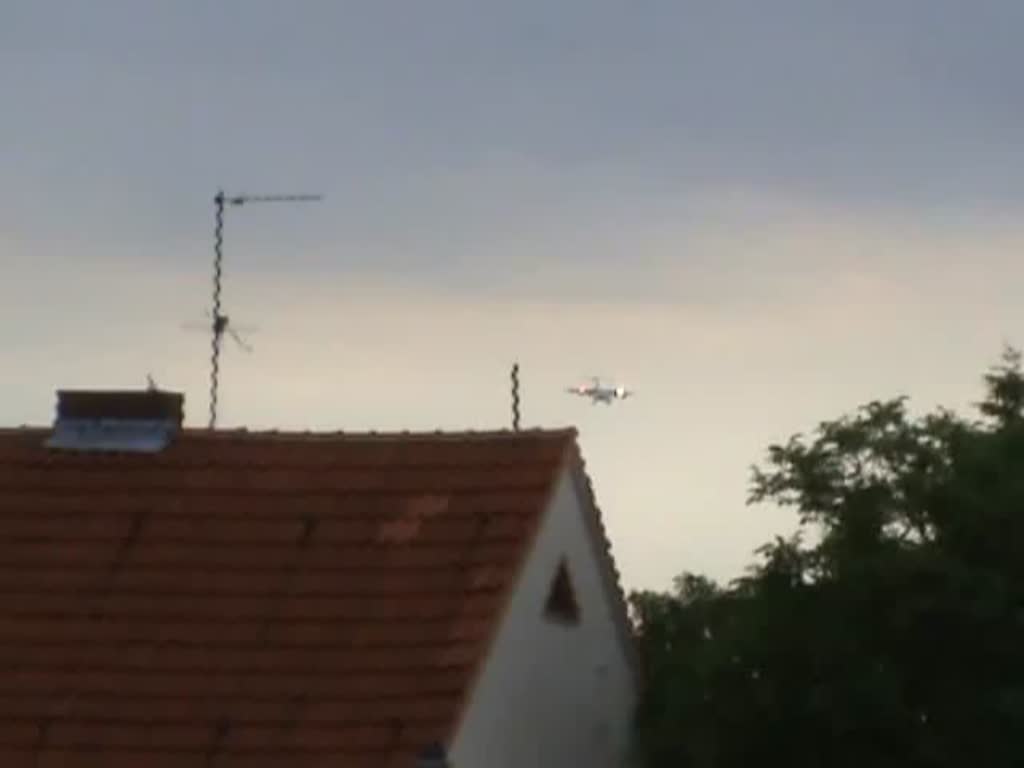 Bulgaria Air BAe 146-300 LZ-HBF bei der Landung in Berlin-Tegel am 09.07.2011