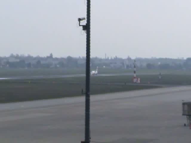 CSA ATR 72-202 OK-XFB beim Start in Berlin-Tegel am 01.05.2010