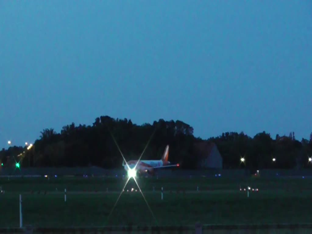 Easyjet Europe, Airbus A 320-214, OE-IZQ, TXL, 12.10.2019