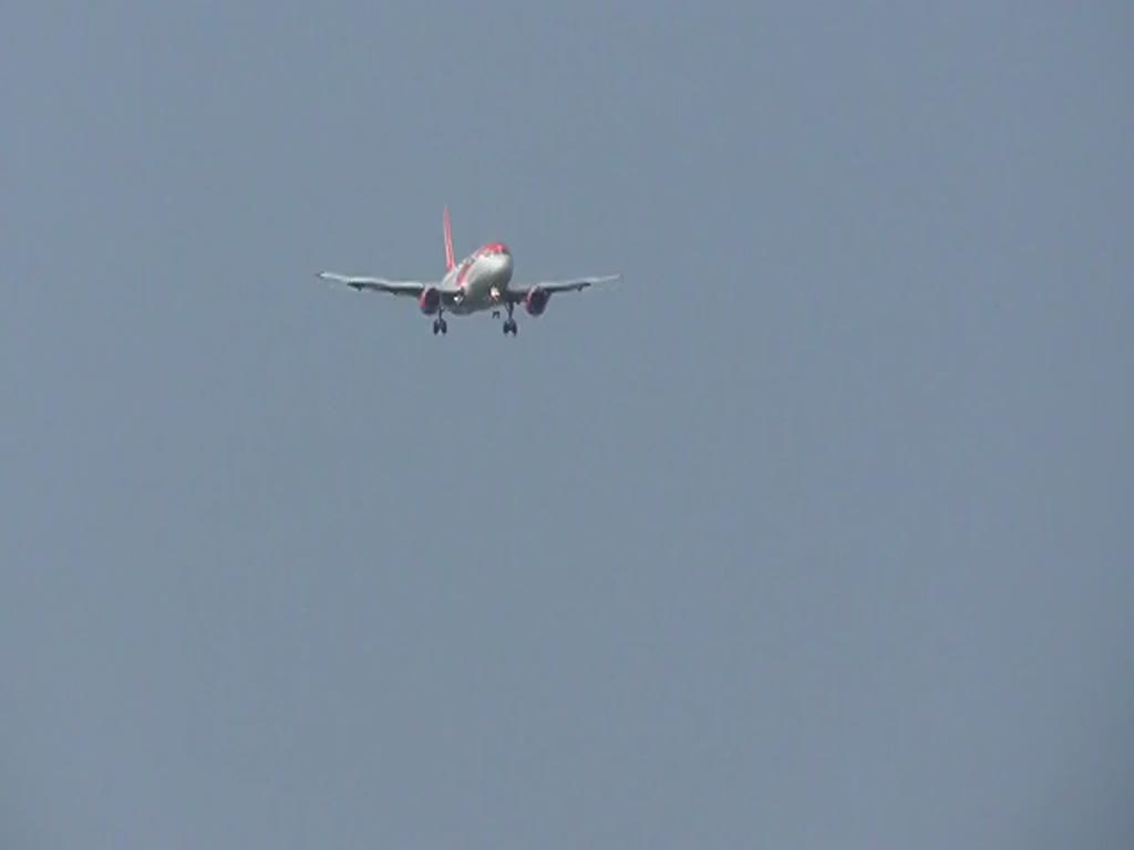 Easyjet Switzerland, Airbus A 320-214, HB-JXB, BER, 24.07.2021