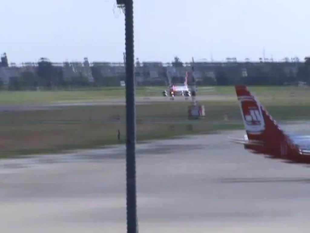 Edelweiss Air A 320-214 HB-IHZ beim Start in Berlin-Tegel am 06.07.2013