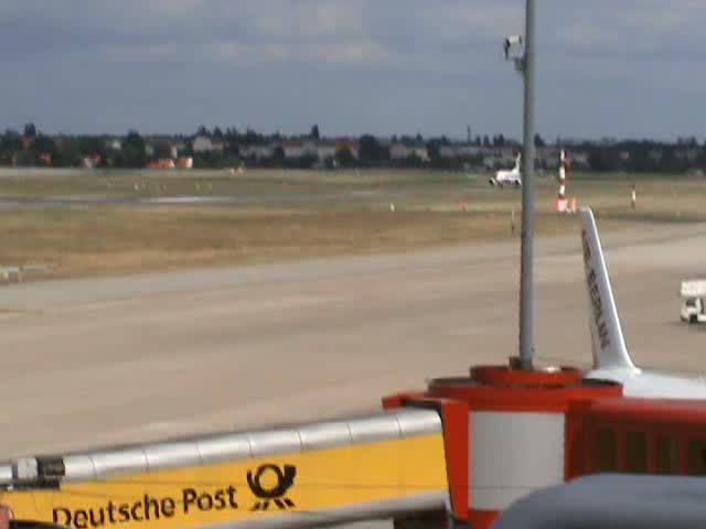 Germania B 737-75B D-AGER beim Start in Berlin-Tegel am 14.08.2009
