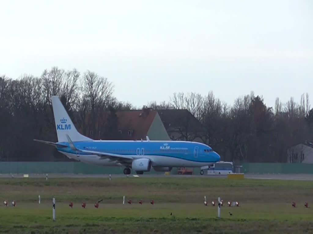 KLM, Boeing B 737-8K2, PH-BGB, TXL, 10.12.2017