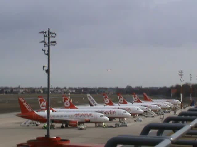 Landung des Aegean A 320-232 SX-DVK am 27.02.2010 in Berlin-Tegel