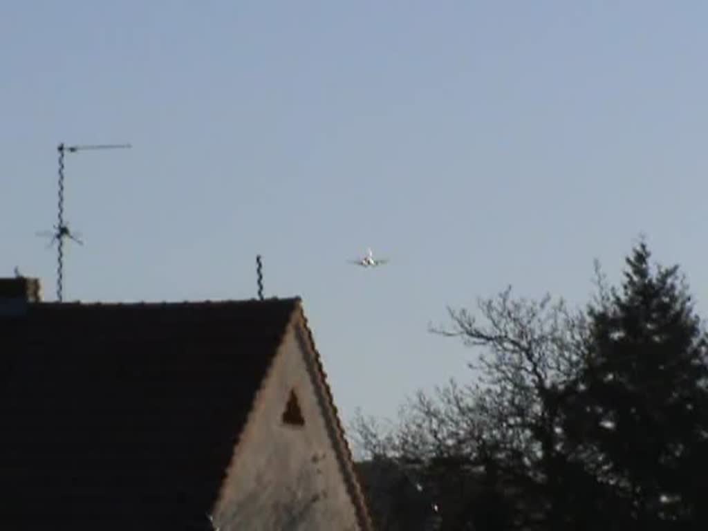 Landung der Sky Airlines B 737-8BK TC-SKH in Berlin-Tegel am 06.03.2011