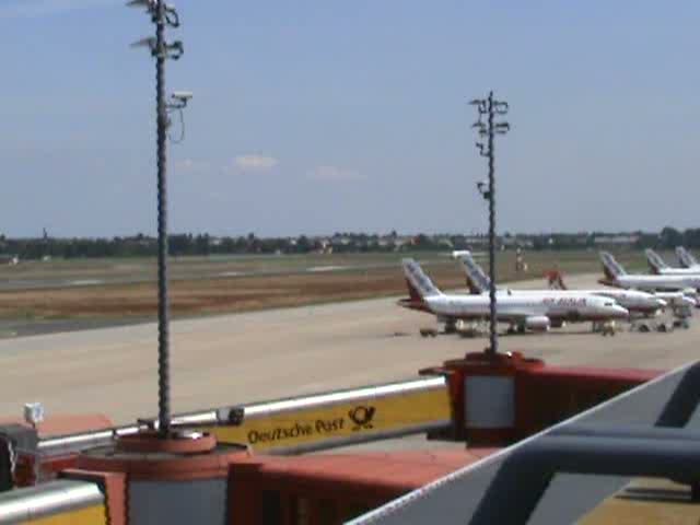 Lufthansa A 321-131 D-AIRD beim Start in Berlin-Tegel am 14.06.2009