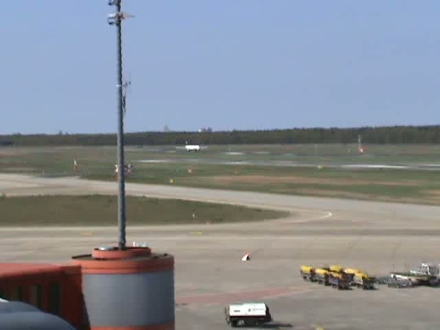 Lufthansa A 321-131 D-AIRW beim Start in Berlin-Tegel am 19.04.2009