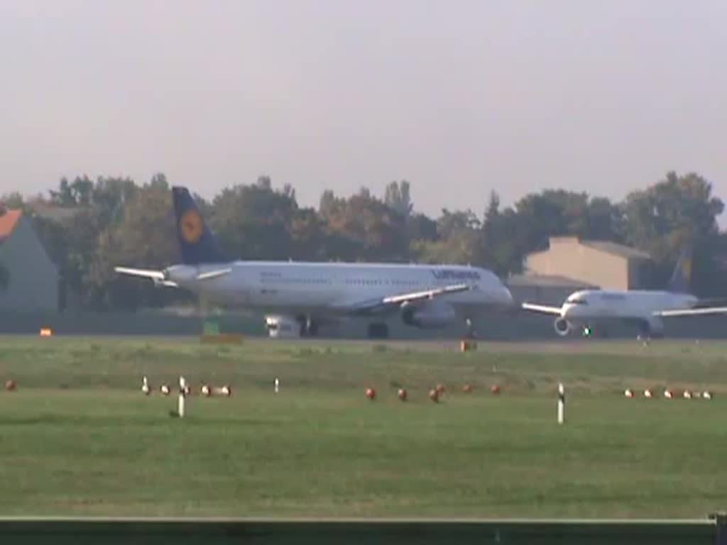 Lufthansa A 321-231 D-AIDP beim Start in Berlin-Tegel am 28.09.2013