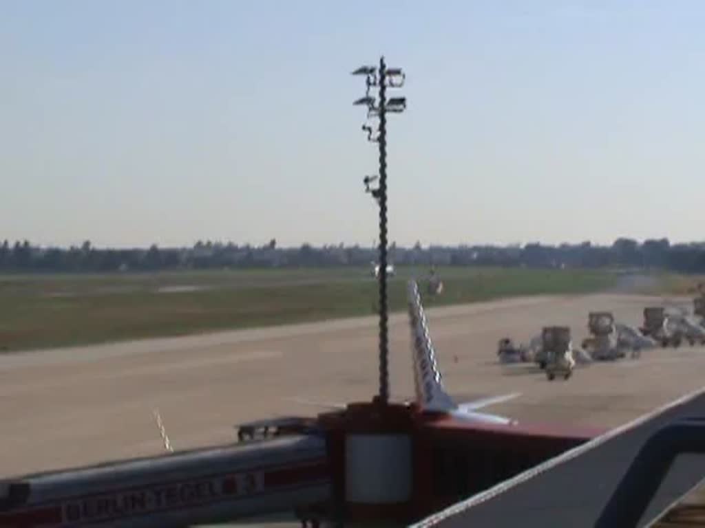 Lufthansa A 321-231 D-AIST  Erbach  beim Start in Berlin-Tegel am 21.08.2010