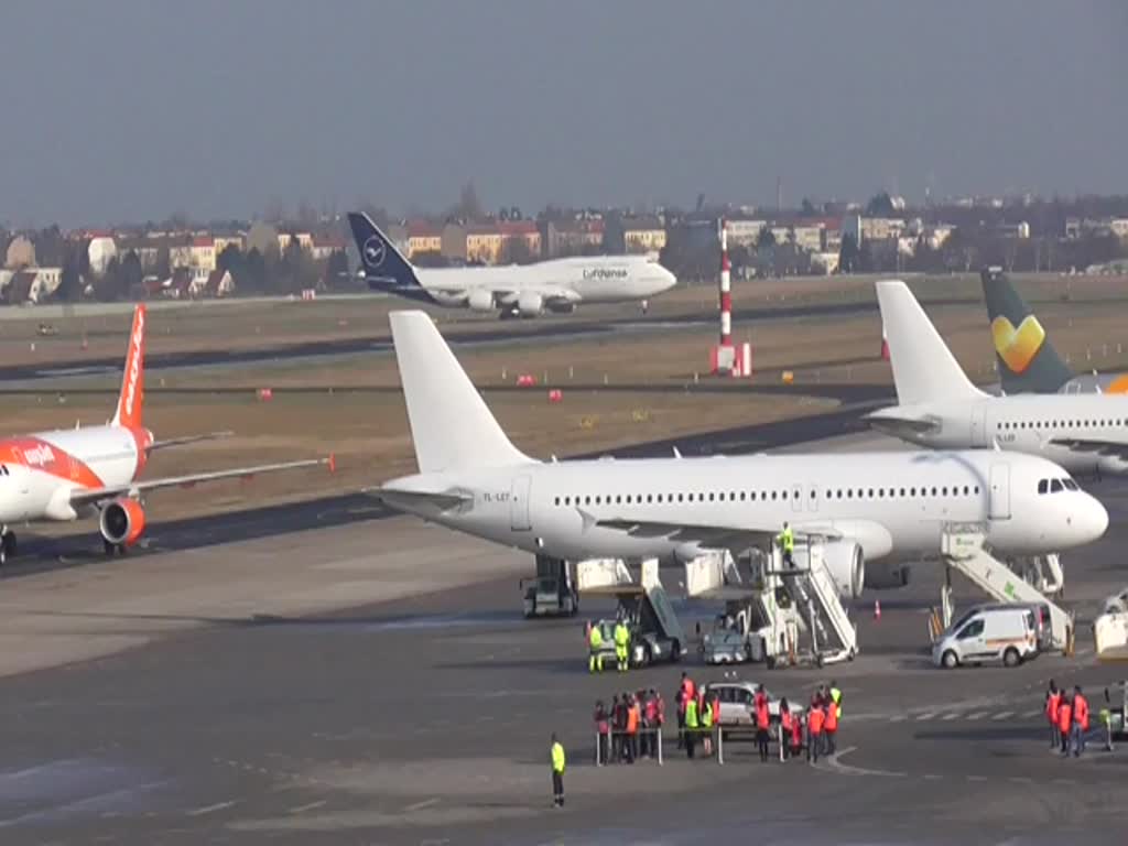 Lufthansa, Boeing B 747-830, D-ABYA  Explore The New , TXL, 08.02.2018