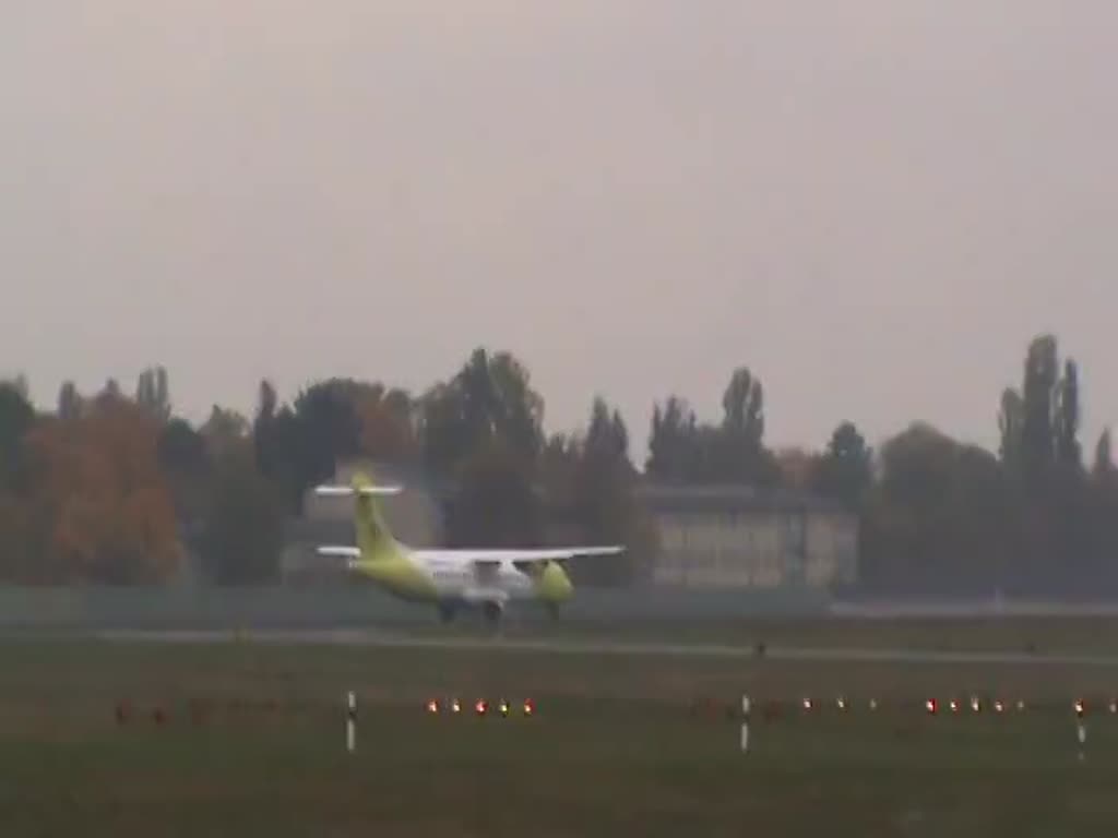 Mistral Air , ATR-72-212A, I-ADLW, TXL, 23.10.2016