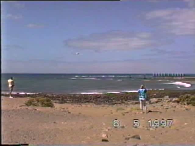 Monarch /Air 2000 B 757 im Landeanflug auf den Flughafen Lanzarote am 08.05.1997