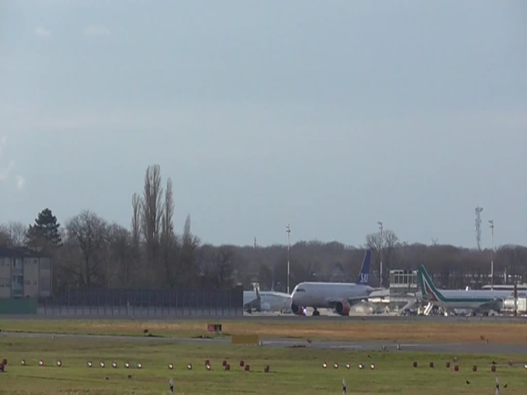 SAS, Airbus A 320-251N, SE-DOX, TXL, 10.12.2017