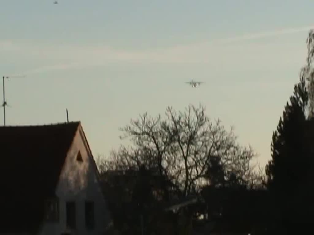 Skywork Airlines Do-328-110 HB-AER bei der Landung in Berlin-Tegel am 31.10.2013