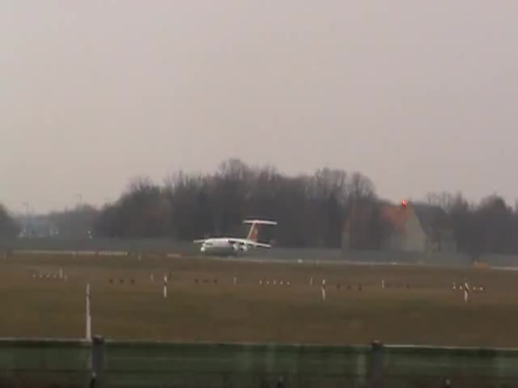 Swiss Avro Regjet RJ100 HB-IYS beim Start in Berlin-Tegel am 05.02.2016