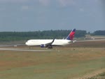 Delta Airlines, Boeing B 767-332(ER), N193DN, BER, 29.06.2025