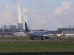 Lufthansa A 321-131 D-AIRY beim Start in Berlin-Tegel am 28.09.2013