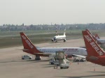 Ankunft des Lufthansa A 321-131 D-AIRX  Retrojet  auf dem Flughafen Berlin-Tegel am 30.04.2009