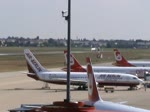 Contact Air Fokker 100 D-AFKD beim Start in Berlin-Tegel am 31.07.2010
