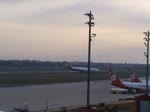 Ankunft des Air Berlin A 330-223 D-ALPI in Berlin-Tegel am 15.04.2012