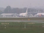 Tunisair B 737-6H3 TS-IOP beim Start in Berlin-Tegel am 26.10.2014