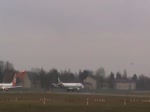 Alitalia CityLiner ERJ-175-200LR EI-RDA beim Start in Berlin-Tegel am 05.02.2016