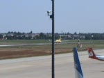 Start der Tuifly B 737-7K5 D-AHXE mit unterschiedlichen Winglets am 14.06.2009 in Berlin-Tegel