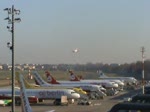 Landung der Air Berlin B 737-86J(WL) D-ABBH am 21.11.2009 auf dem Flughafen Berlin-Tegel