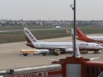 Contact Air Fokker 100 D-AFKB beim Start in Berlin-Tegel am 24.04.2010