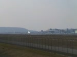 Die Germania-Boeing 737-700 startet auf dem Runway 07 des Airport Stuttgart am 12. Februar 2011