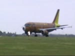 Germanwings Airbus A319 D-AKNO beim Start in Berlin-Schnefeld am 12.06.10