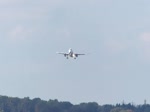 Go-Around. 
 Erstflug Airbus A320-232 (WL)
 IndiGo. CAO-Code:	IGO
 Go-Around. Airport Hamburg am 14.10.2013 
 Test registration D-AXAP