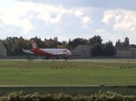 Niki A 320-214 OE-LEY beim Start in Berlin-Tegel am 28.09.2013